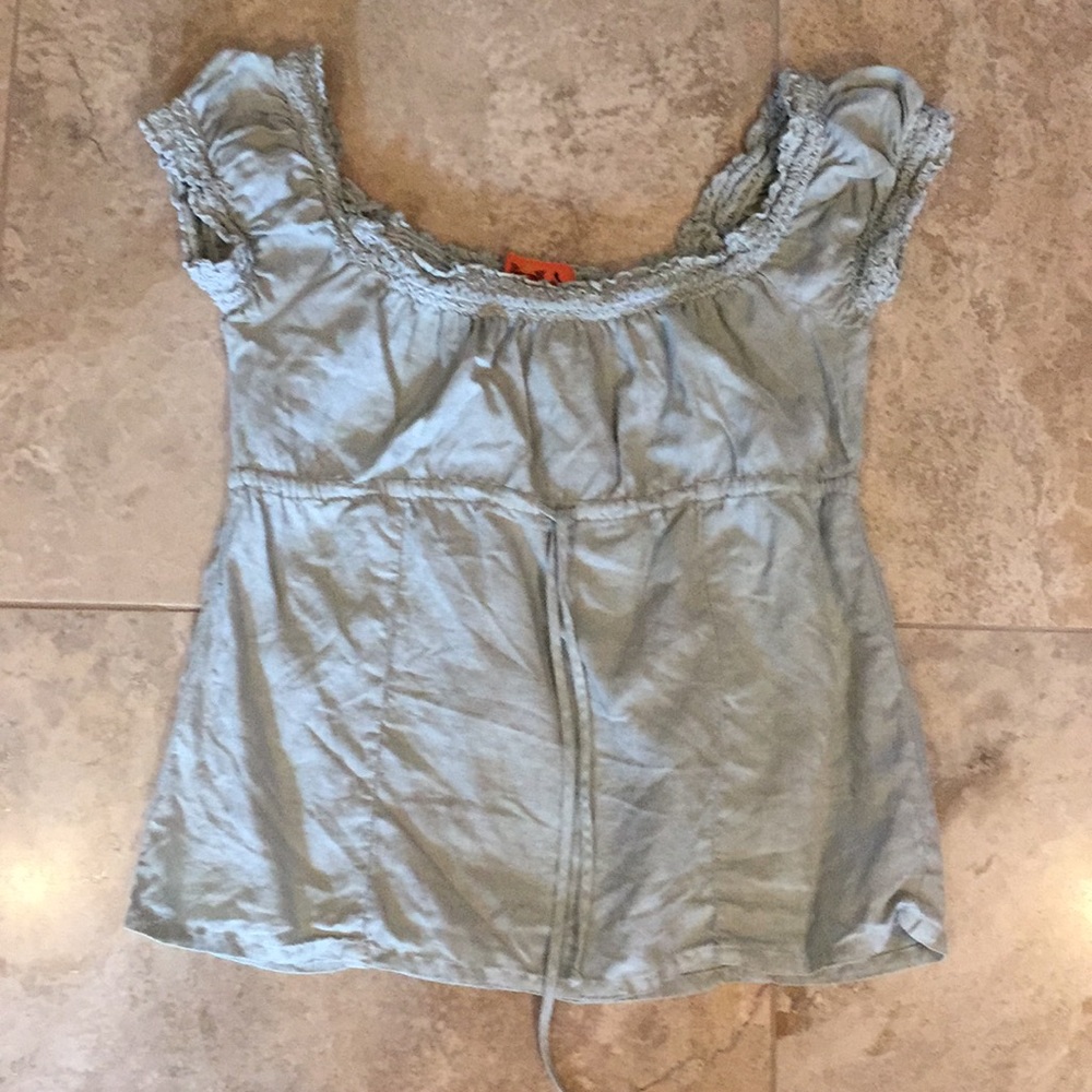 Juicy couture cap sleeve empire waist linen top